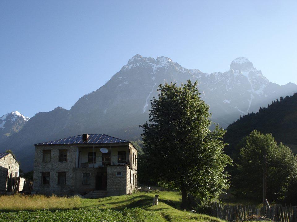 Peak Mazeri Guest House Zewnętrze zdjęcie